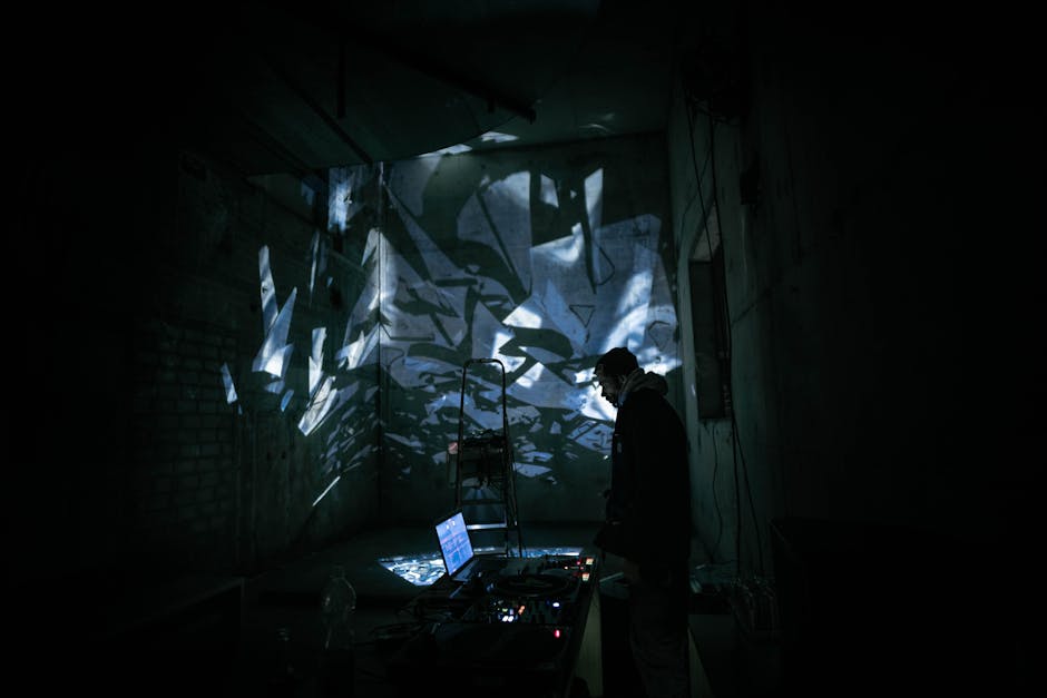 Bonobo and the art of sound in the spaces between - The spaces between and their cultural impact
